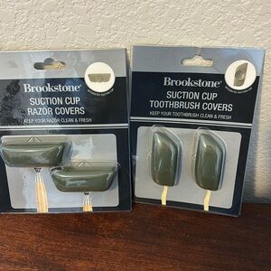Brookstone Suction Cup cover set- toothbrush & razor- great stocking stuffer!